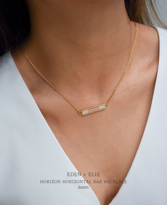 Horizon Horizontal Bar Necklace - Dawn Pink